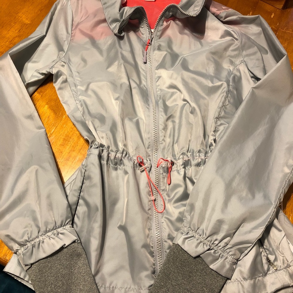 Active Jacket - Picture 5 of 7